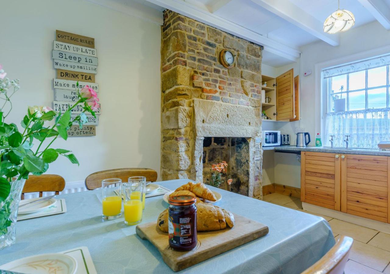 Alice Cottage Robin Hood's Bay Eksteriør bilde